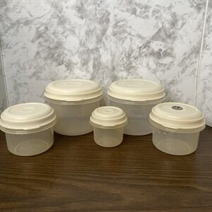 Lot Of 5 Vintage Rubbermaid Servin' Saver Round Storage Containers Almond Lids